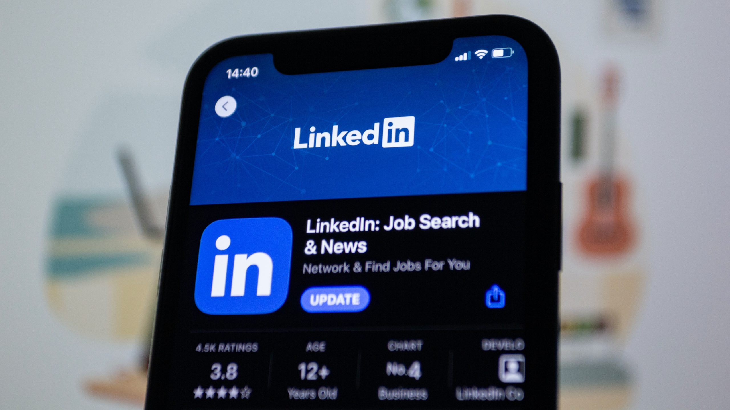 LinkedIn Summary Examples to Attract More Leads